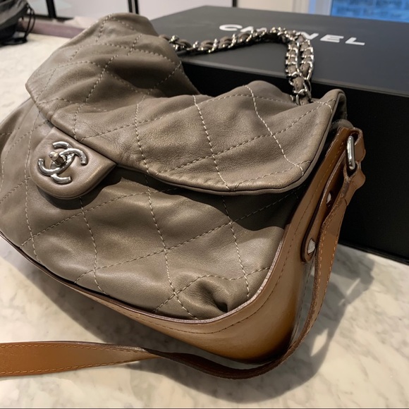 Chanel Grey Handbag Purse - Picture 12 of 13